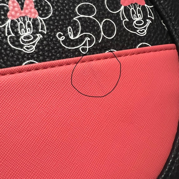 NWT Danielle Nicole Dani Mickey and Minnie Crossbody Purse - Picture 5 of 6